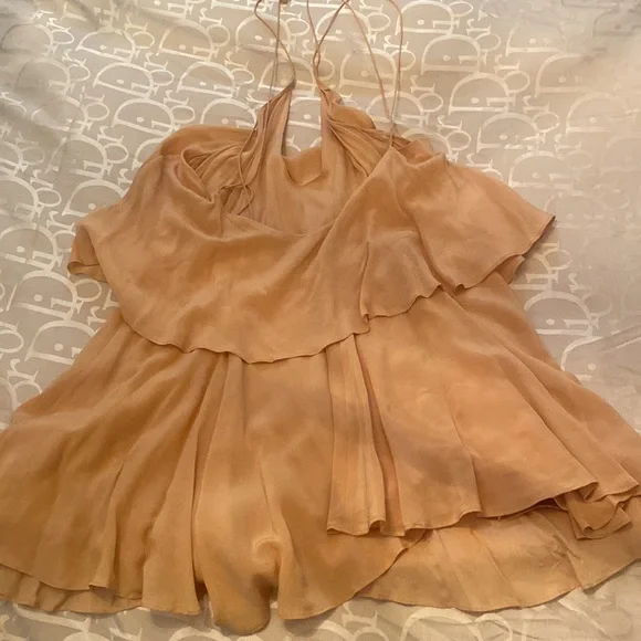 Silk/Rayon Dress. Very flattering and gorgeous ! - Picture 3 of 5